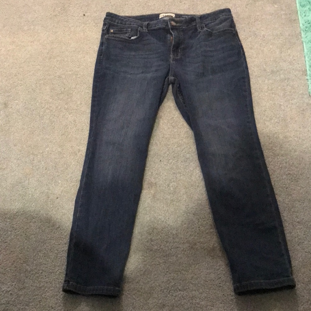 Mid rise jeans
